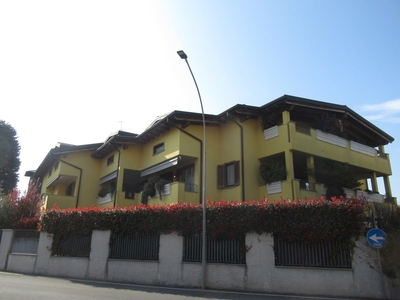 Appartamento in Via Rossini, 2, Gorgonzola (MI)