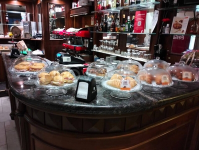 Bar in vendita a Grugliasco via Moncalieri, 128