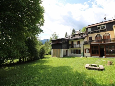 Casa di lusso in vendita via Don Osvaldo Vareton, Borca di Cadore, Belluno, Veneto