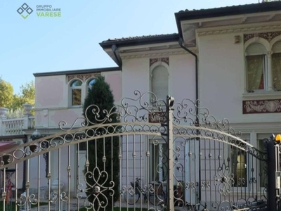 Casa di lusso in vendita via Fiume 46, Varese, Lombardia