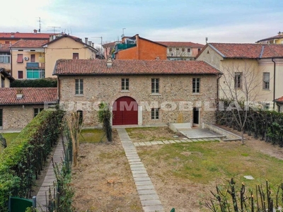 Casa di lusso in vendita Via Giuseppe Nicolini, 4, Brescia, Lombardia