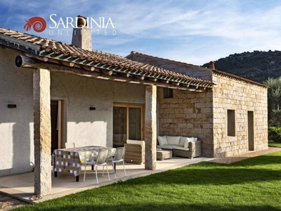 Esclusiva villa di 127 mq in vendita Loc. Milmeggiu, Olbia, Sardegna