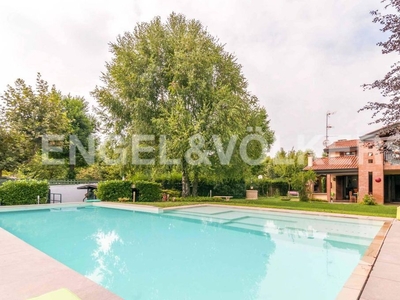 Esclusiva villa di 250 mq in vendita Villaggio San Marco, Castelletto sopra Ticino, Novara, Piemonte