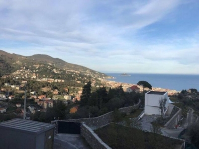 Esclusiva villa di 350 mq in vendita Alassio, Italia