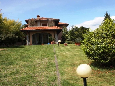 Esclusiva villa di 400 mq in vendita Via Sempione Nord, Stresa, Verbano-Cusio-Ossola, Piemonte