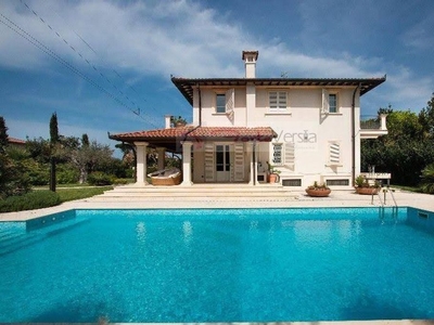 Esclusiva villa di 480 mq in vendita via trento, 124, Forte dei Marmi, Lucca, Toscana
