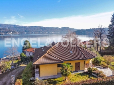 Esclusiva villa di 540 mq in vendita Via delle Querce, Pella, Novara, Piemonte