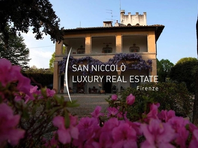 Esclusiva villa di 600 mq in vendita Via Gabriele D'Annunzio, Firenze, Toscana