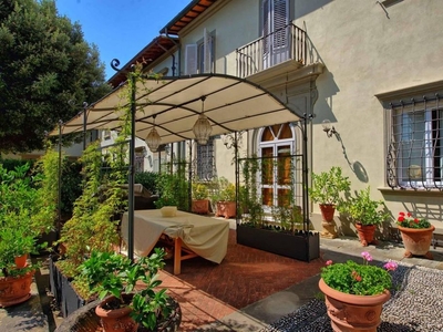 Esclusiva villa di 630 mq in vendita firenze, Firenze, Toscana