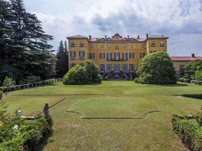 Esclusiva villa in vendita Via Castello, Azzate, Varese, Lombardia