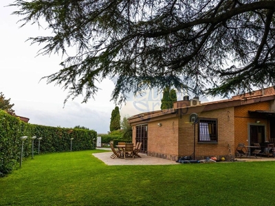 Esclusiva villa in vendita Via del Casale Agostinelli, Roma, Lazio