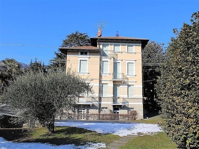 Esclusiva villa in vendita Via Giuseppe Mazzini, 12, Lesa, Novara, Piemonte