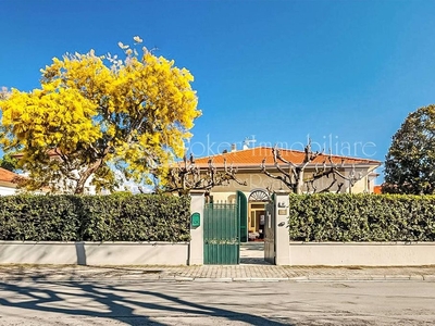 Esclusiva villa in vendita Via Giuseppe Mazzini, 162, Forte dei Marmi, Lucca, Toscana