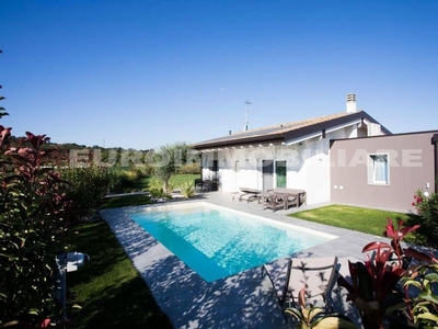 Esclusiva villa in vendita Via Montebello, 1, Lonato, Lombardia