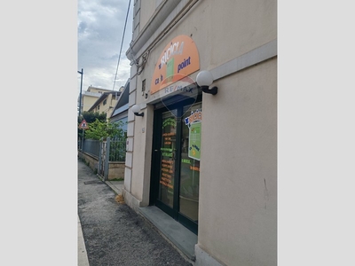 Immobile commerciale in Affitto a Pescara, zona Zona Nord, 600€, 35 m²