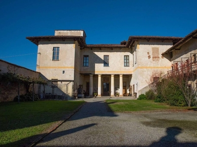 Lussuoso casale in vendita Cascina Cavenago, Ghemme, Novara, Piemonte
