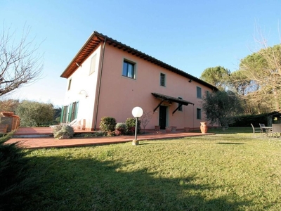 Lussuoso casale in vendita Castelfiorentino, Toscana