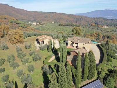 Lussuoso casale in vendita Figline e Incisa Valdarno, Toscana