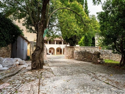Lussuoso casale in vendita Sant'Ambrogio di Valpolicella, Italia
