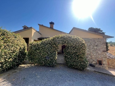 Lussuoso casale in vendita via sobborgo, Cetona, Toscana