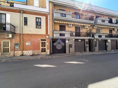Magazzino in vendita a San Severo via Conte Rosso, 56