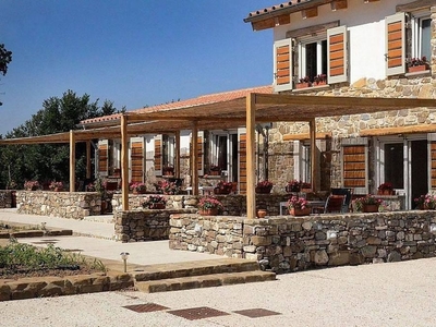 Prestigiosa villa di 1018 mq in vendita Giungano, Campania