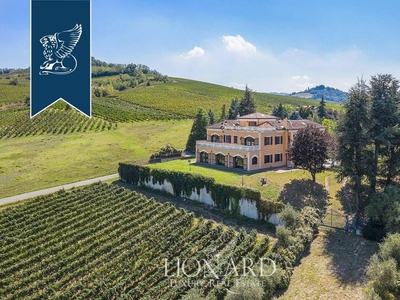 Prestigiosa villa di 1370 mq in vendita, Montecalvo Versiggia, Italia