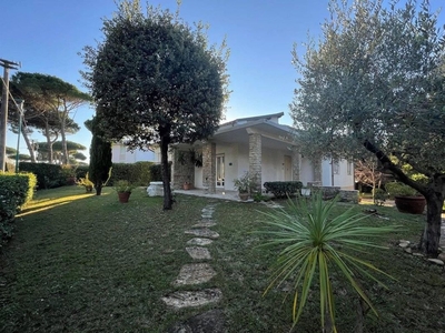Prestigiosa villa di 220 mq in vendita Via dei Gattici, 7, Pisa, Toscana