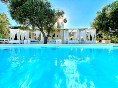 Prestigiosa villa di 233 mq in vendita, Strada Vicinale Scorcialupi Mare, 39, Maruggio, Puglia