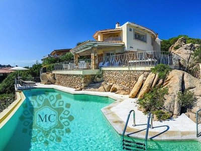Prestigiosa villa di 250 mq in vendita Via del Trifoglio, Arzachena, Sardegna