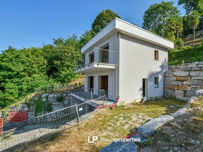 Prestigiosa villa di 285 mq in vendita, VIA G. BEOLCHI, Besozzo, Lombardia