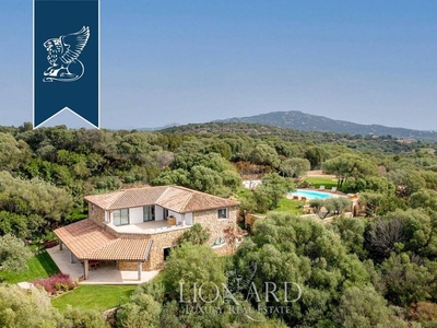 Prestigiosa villa di 300 mq in vendita Olbia, Sardegna