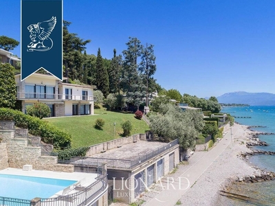 Prestigiosa villa di 300 mq in vendita, Padenghe sul Garda, Italia