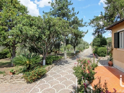 Prestigiosa villa di 350 mq in vendita Via di Grotte Maria, 19, Frascati, Lazio