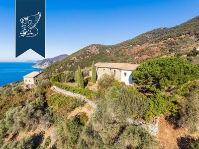Prestigiosa villa di 400 mq in vendita, Bonassola, Liguria