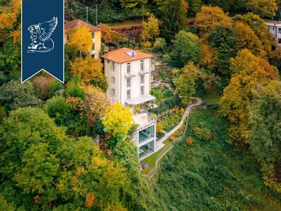 Prestigiosa villa di 400 mq in vendita, Faggeto Lario, Lombardia