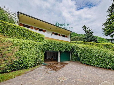 Prestigiosa villa di 400 mq in vendita, Via Antonio Gramsci, 13, Galbiate, Lecco, Lombardia