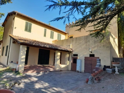 Prestigiosa villa di 410 mq in affitto, Via di Pancole, Greve in Chianti, Toscana