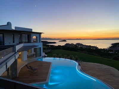 Prestigiosa villa di 480 mq in vendita Via del Faro, Arzachena, Sardegna