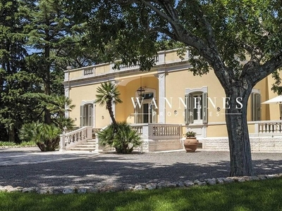 Prestigiosa villa di 490 mq in vendita, Viale Antico, 2, Fasano, Brindisi, Puglia