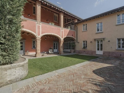 Prestigiosa villa di 555 mq in vendita Cazzago San Martino, Lombardia