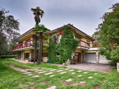Prestigiosa villa di 555 mq in vendita, via Gian Battista Inga, Roè Volciano, Brescia, Lombardia