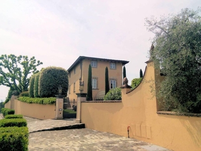 Prestigiosa villa di 630 mq in vendita, Capannori, Toscana