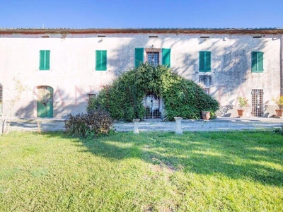 Prestigiosa villa di 700 mq in vendita, Capannori, Toscana