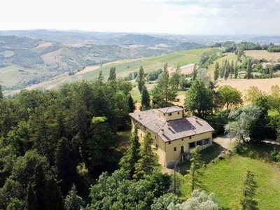 Prestigiosa villa di 700 mq in vendita, Monte San Pietro, Italia