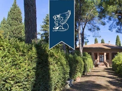 Prestigiosa villa di 700 mq in vendita, San Gimignano, Toscana