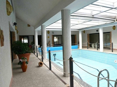 Prestigiosa villa di 700 mq in vendita Via Luigi Longo, 7, Senago, Milano, Lombardia