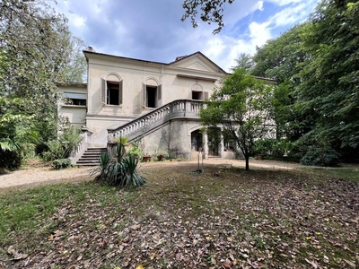 Prestigiosa villa di 700 mq in vendita, Via Novara, 116, Romagnano Sesia, Novara, Piemonte