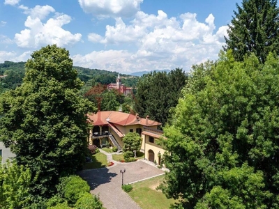 Prestigiosa villa di 889 mq in vendita Via Salvo D'Acquisto, 15, Castiglione Olona, Varese, Lombardia