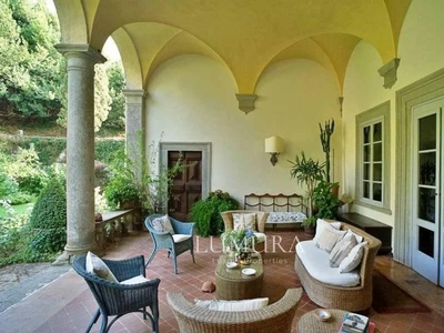 Prestigiosa villa di 950 mq in vendita, Località Vicopelago, Lucca, Toscana